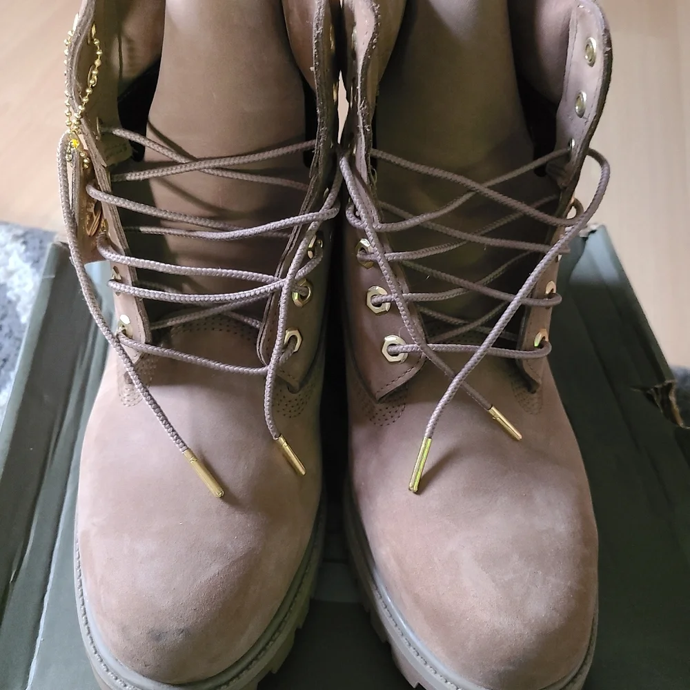 Men's Timberland size 11 - Picture 1 of 4
